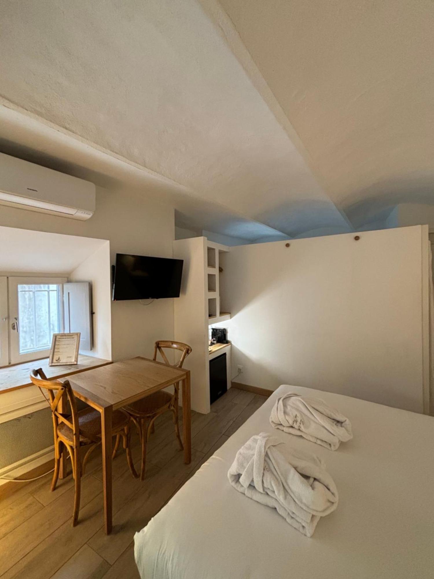 La Maison Des Vendangeurs: Jacuzzi Spa & Seasonal Pool Retreat Martignargues Exterior photo